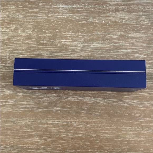 Waterman Expert Fountain Pen in Black with Gold Trim NEW - Picture 8 of 13